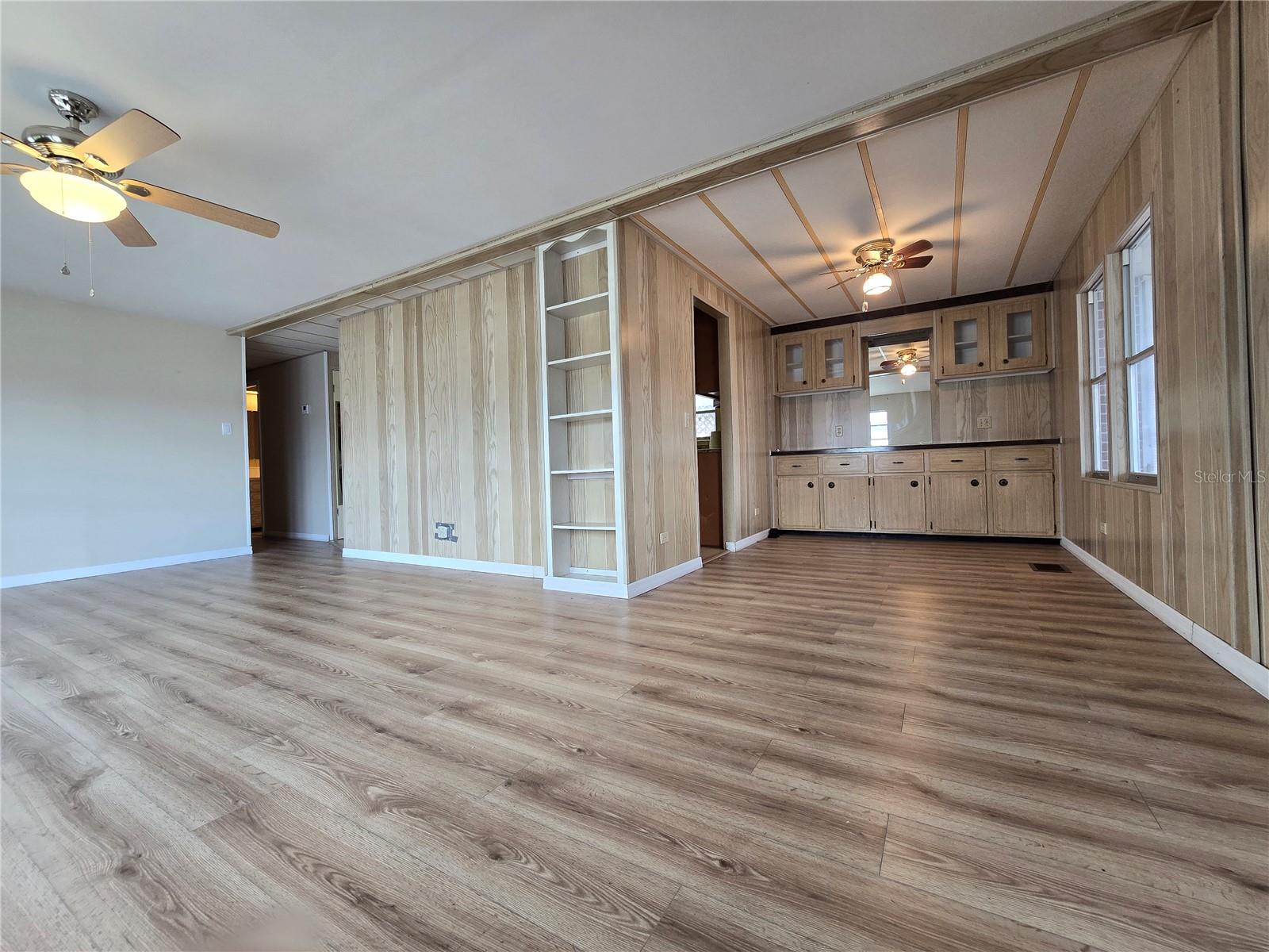 Image 7 of 18 For 1805 Blue Lake Drive