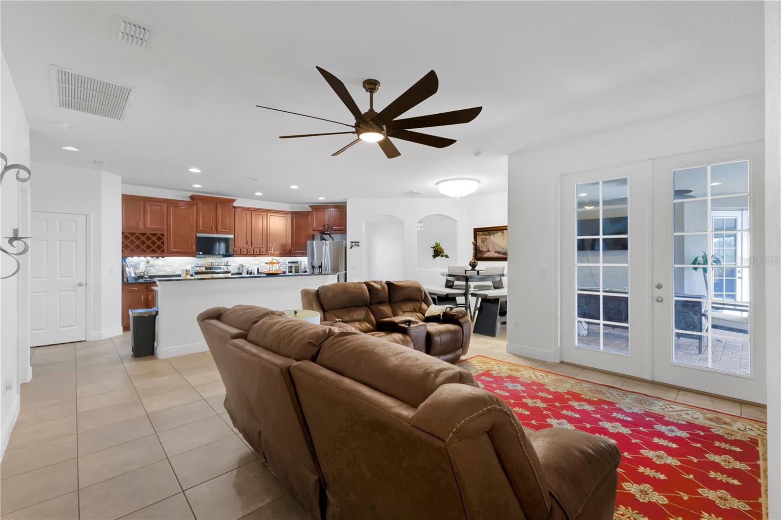 Image 15 of 63 For 3950 Sunset Lake Drive