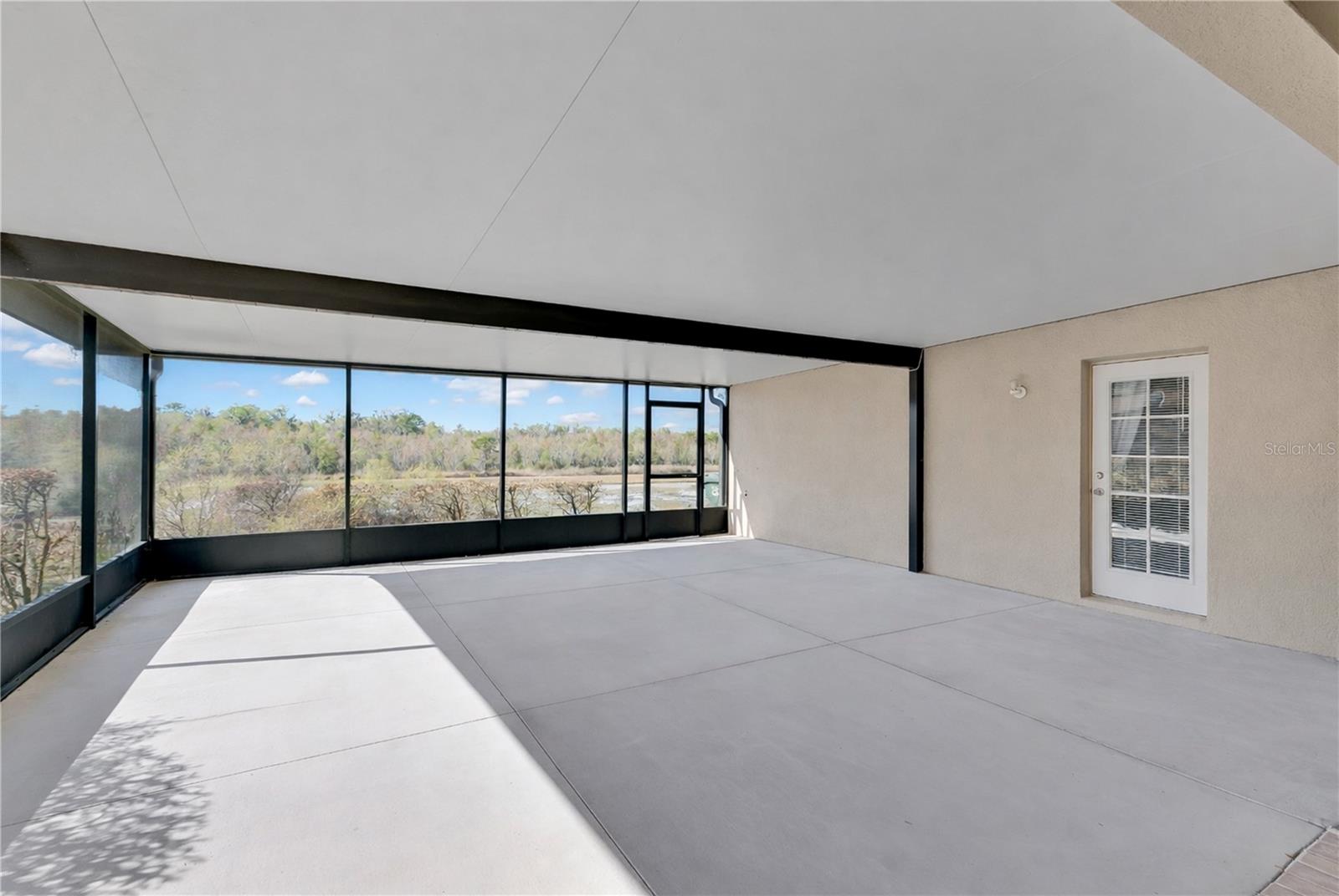 Image 22 of 63 For 3950 Sunset Lake Drive