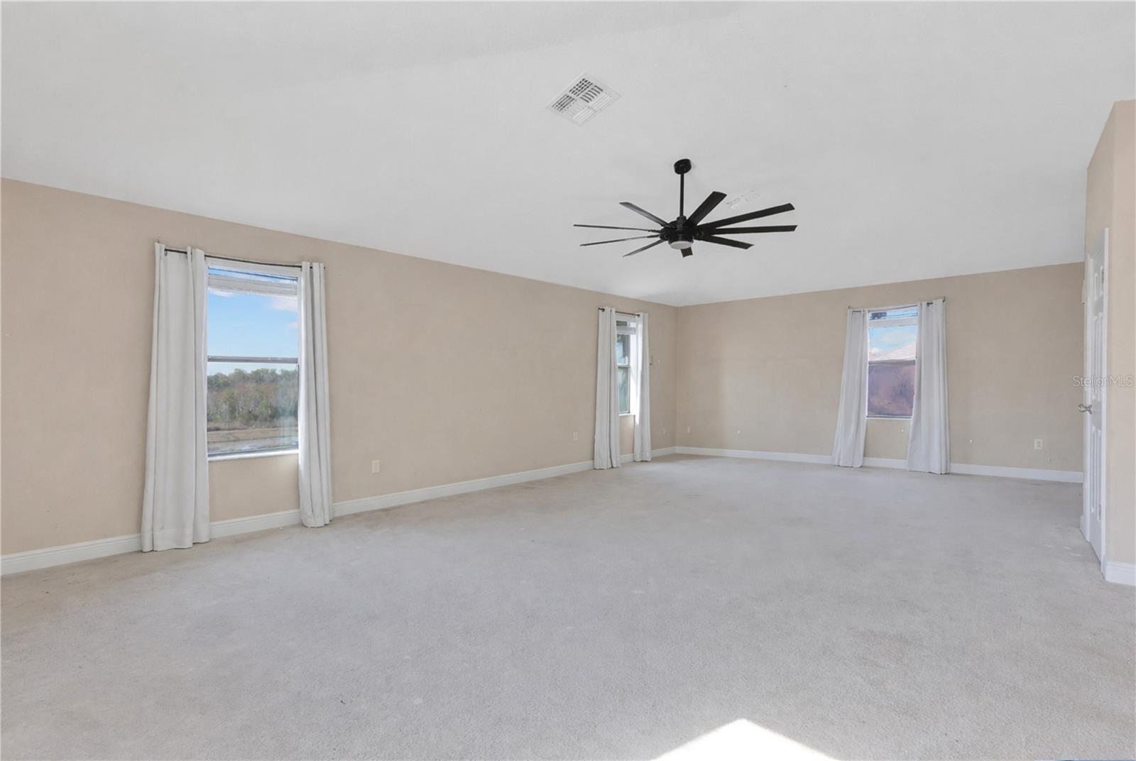 Image 34 of 63 For 3950 Sunset Lake Drive