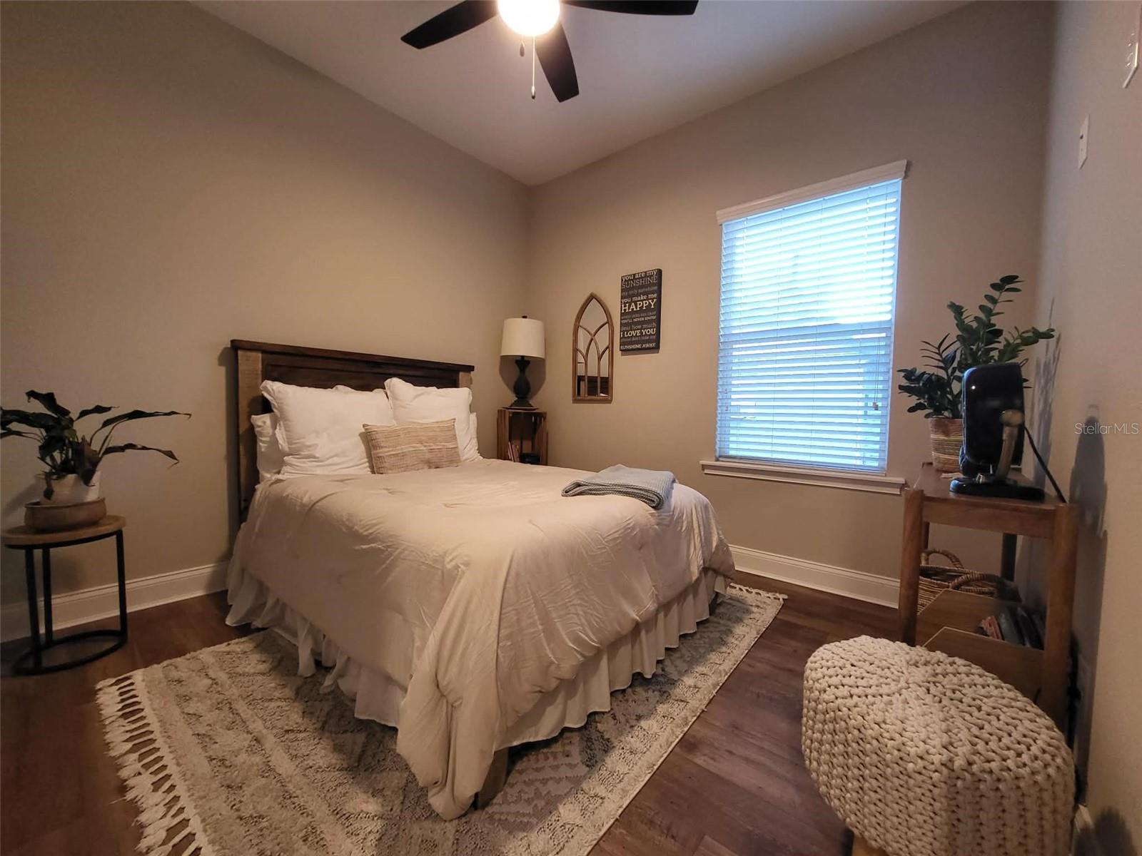 Image 24 of 27 For 400 Prado Place