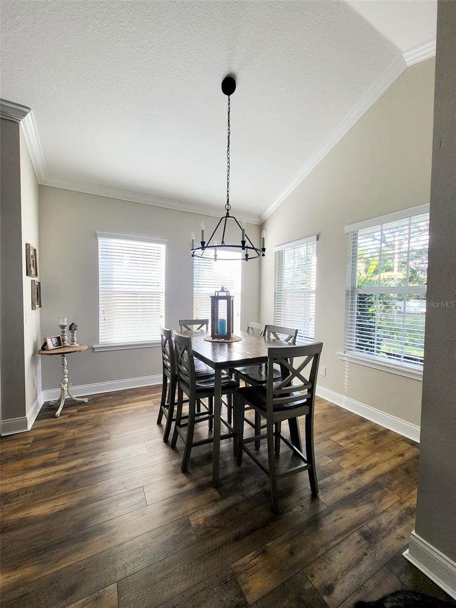 Image 3 of 27 For 400 Prado Place