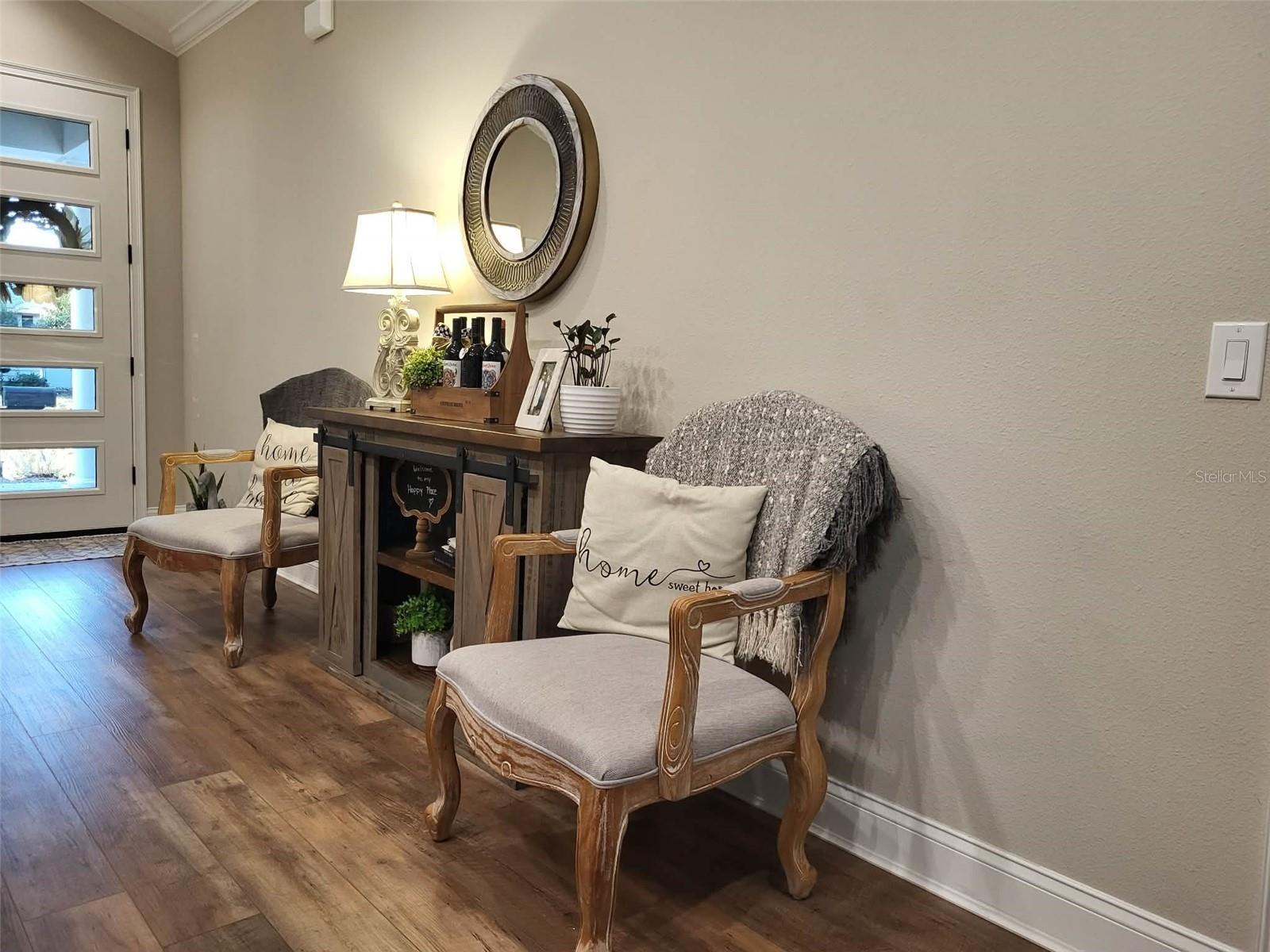 Image 7 of 27 For 400 Prado Place