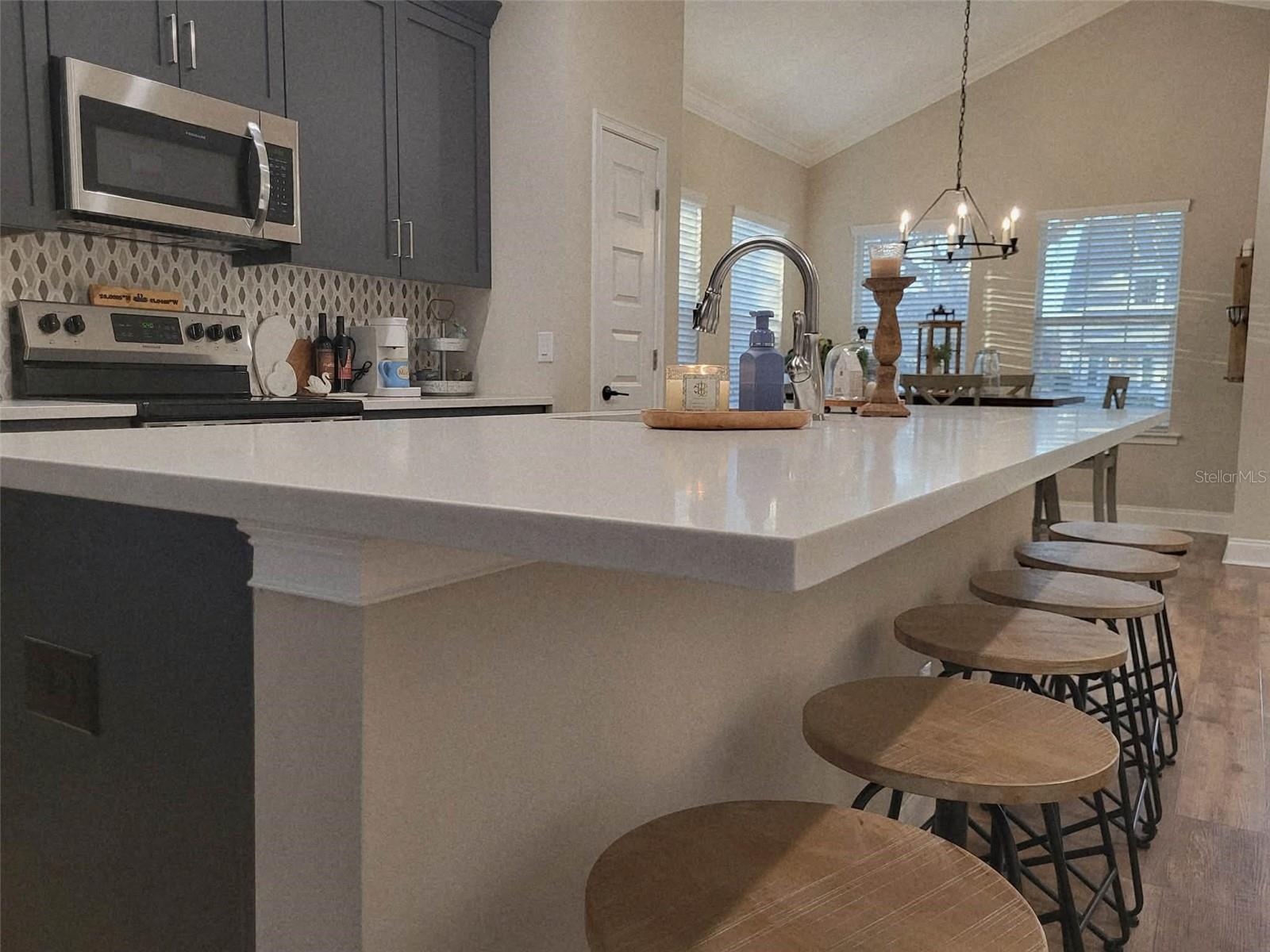 Image 8 of 27 For 400 Prado Place