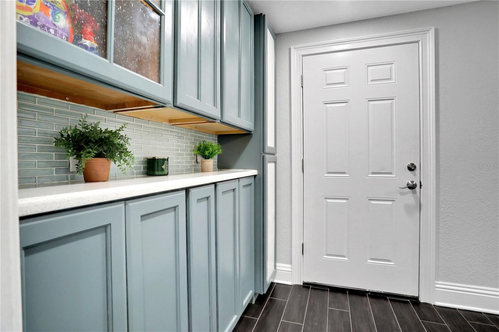 Image 48 of 75 For 109 Van Fleet Court