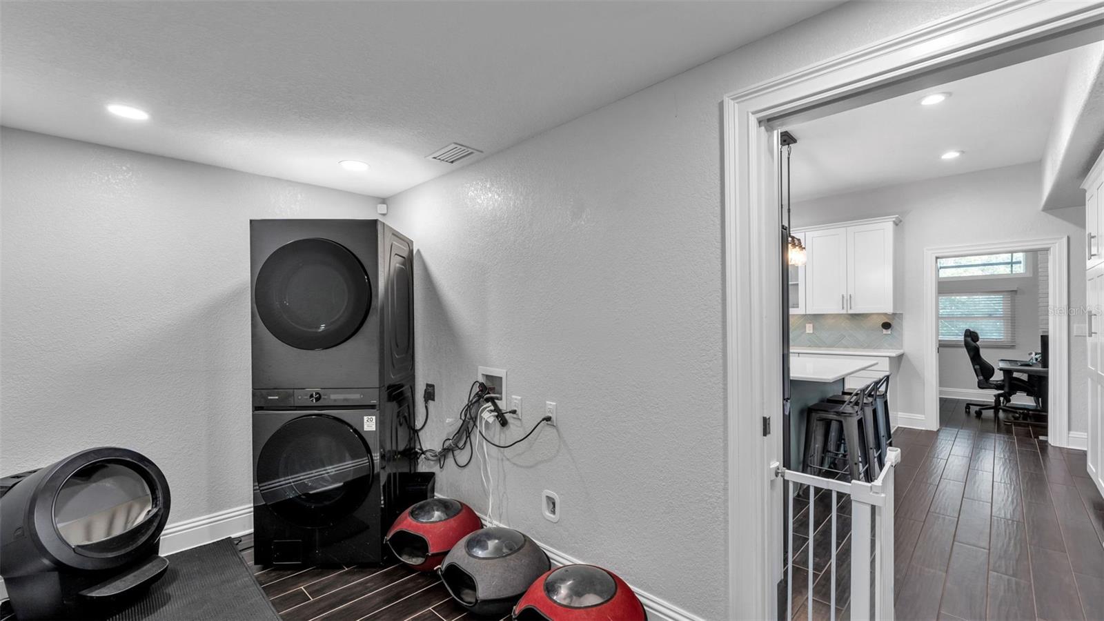 Image 49 of 75 For 109 Van Fleet Court