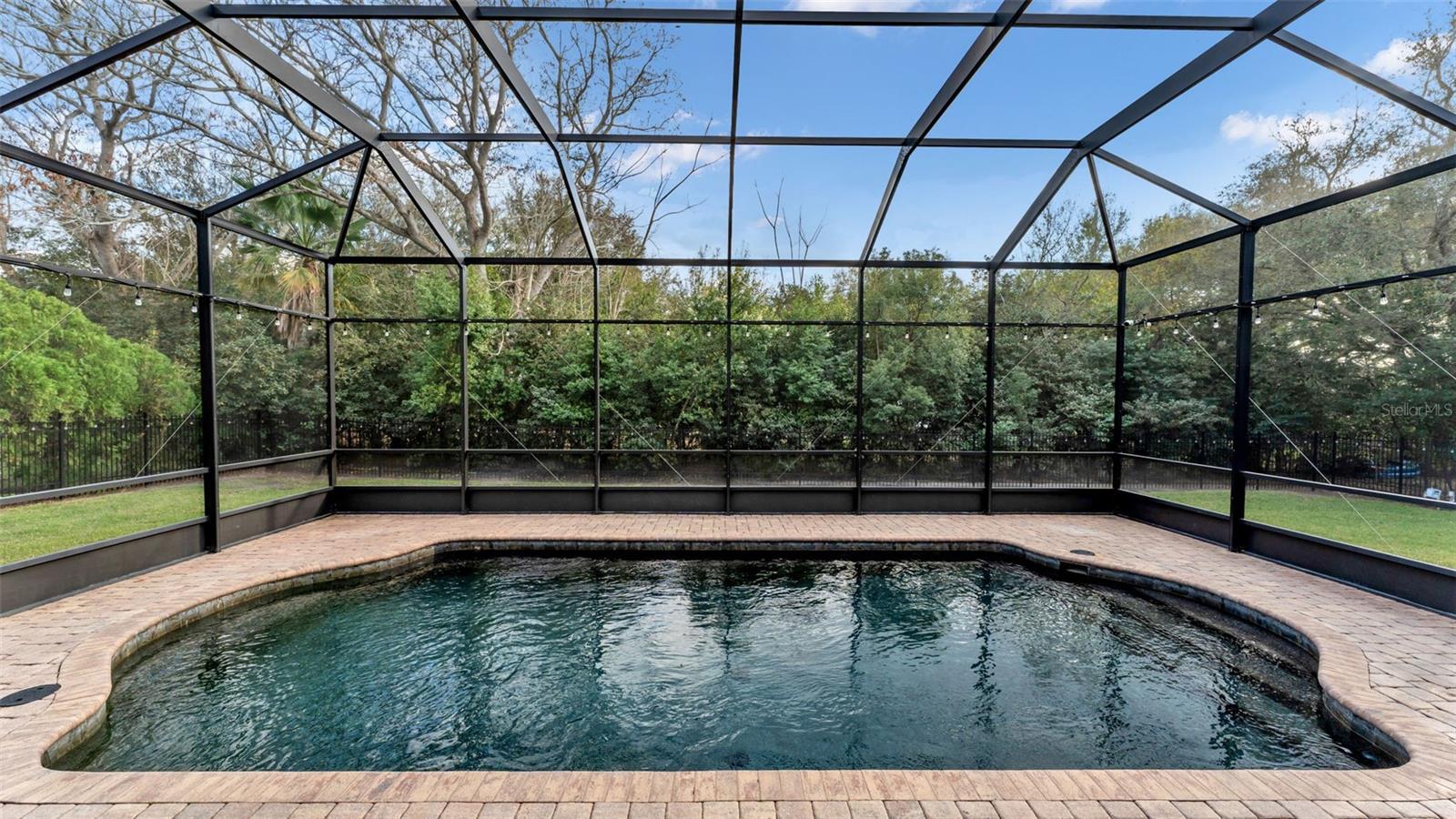 Image 52 of 75 For 109 Van Fleet Court