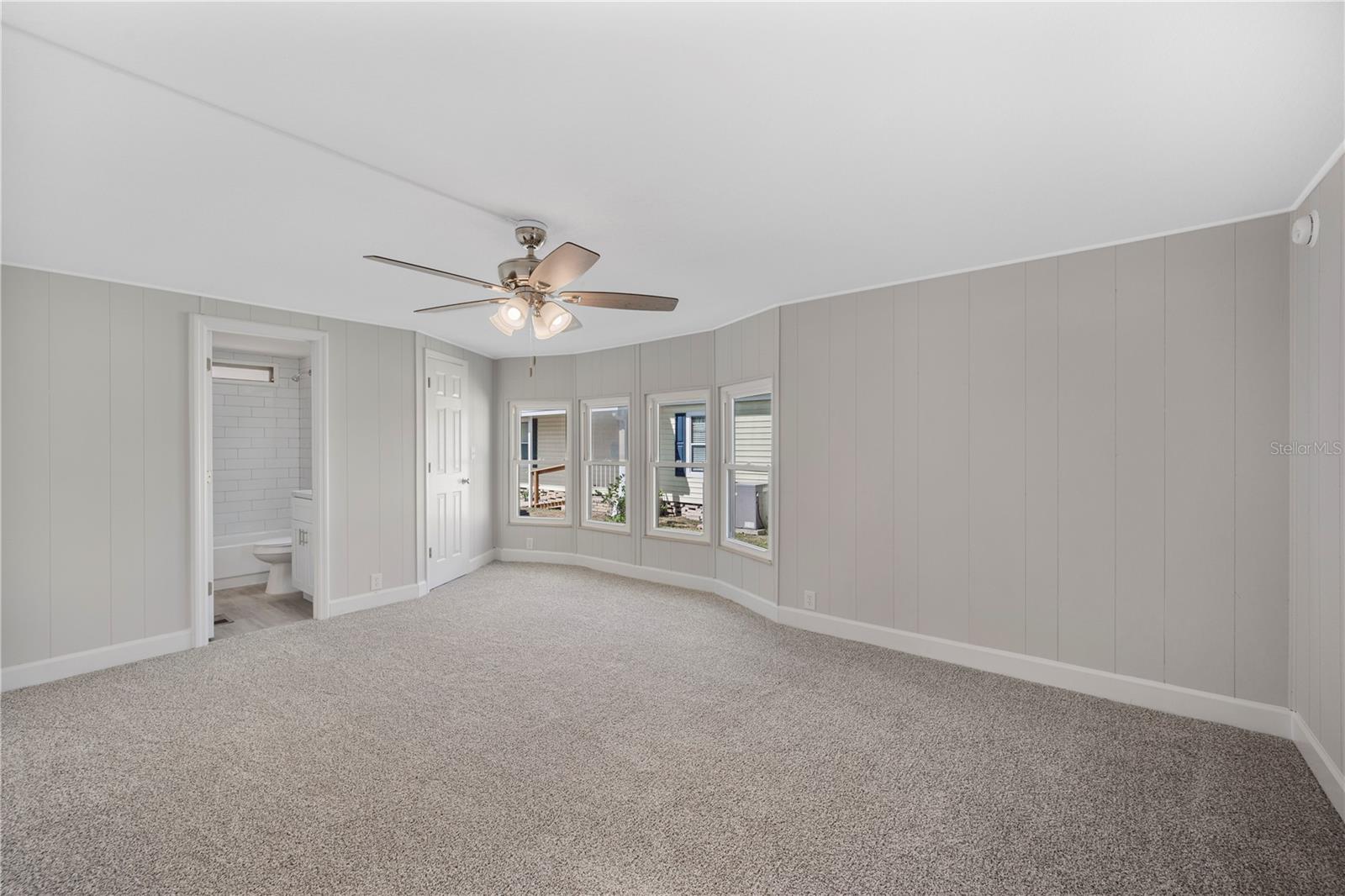 Image 10 of 31 For 2055 Floral Avenue 117