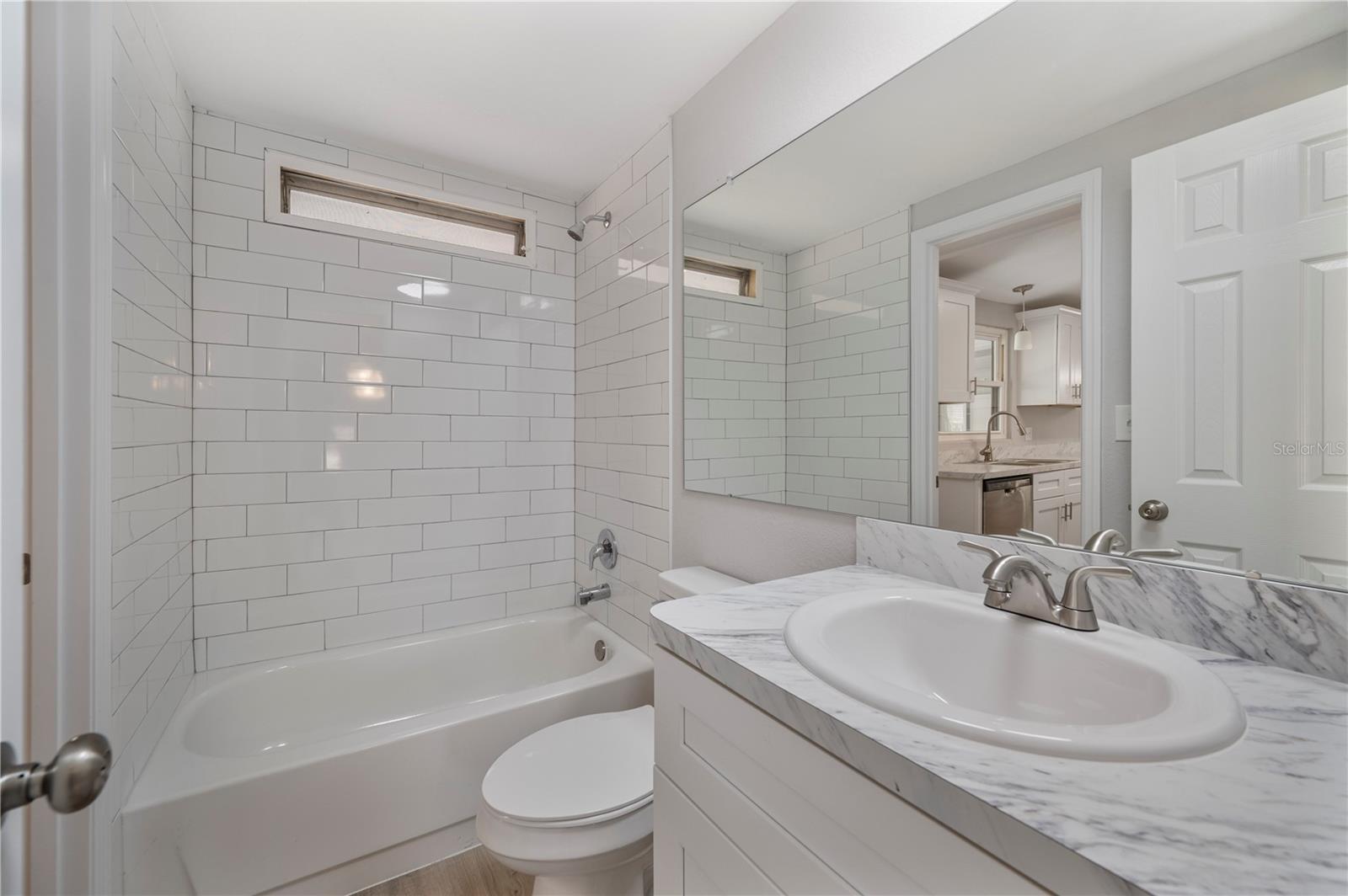 Image 12 of 31 For 2055 Floral Avenue 117