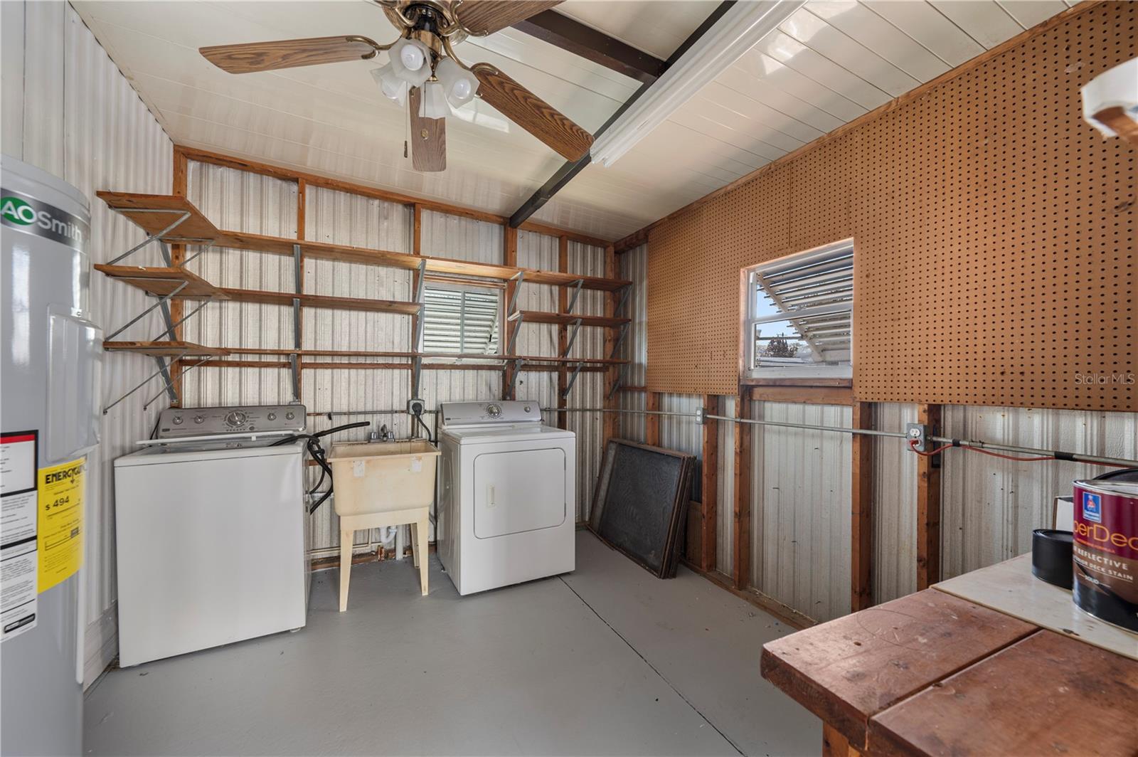 Image 21 of 31 For 2055 Floral Avenue 117