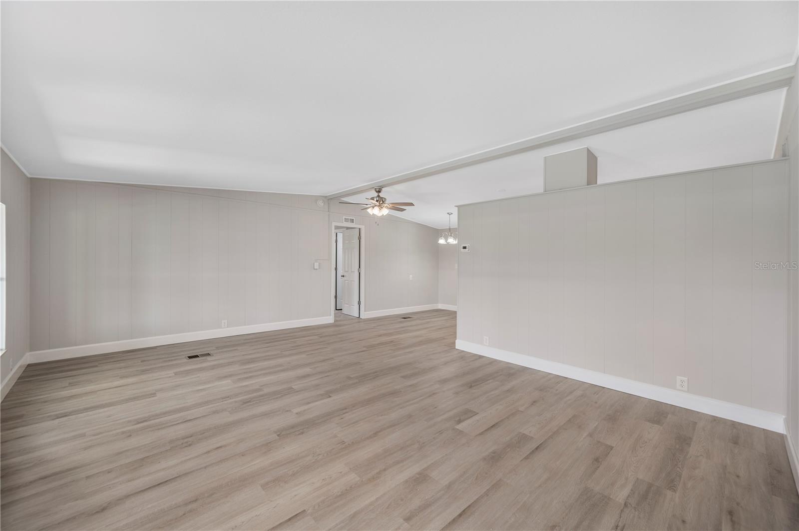 Image 9 of 31 For 2055 Floral Avenue 117