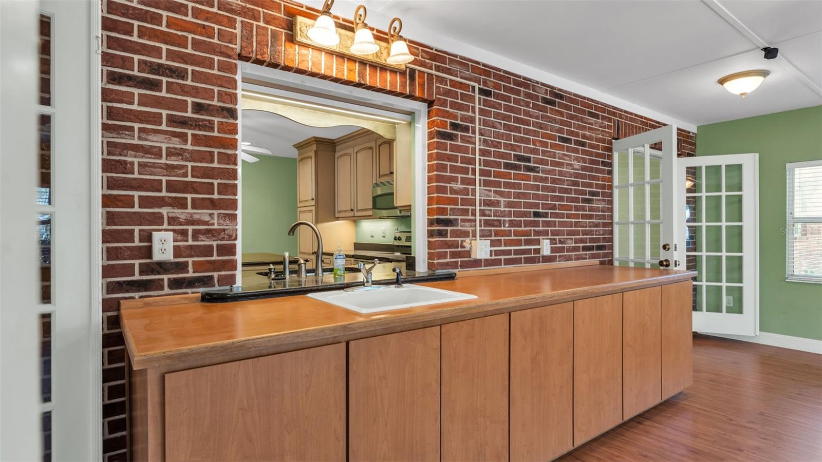 Image 16 of 39 For 1220 Spring Court