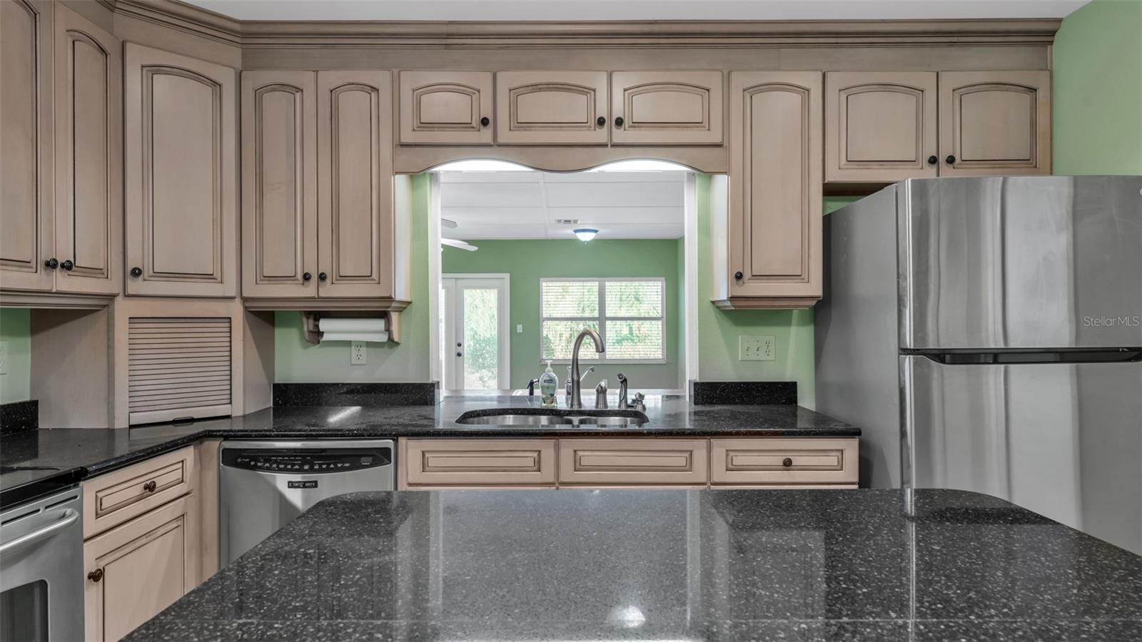 Image 22 of 39 For 1220 Spring Court