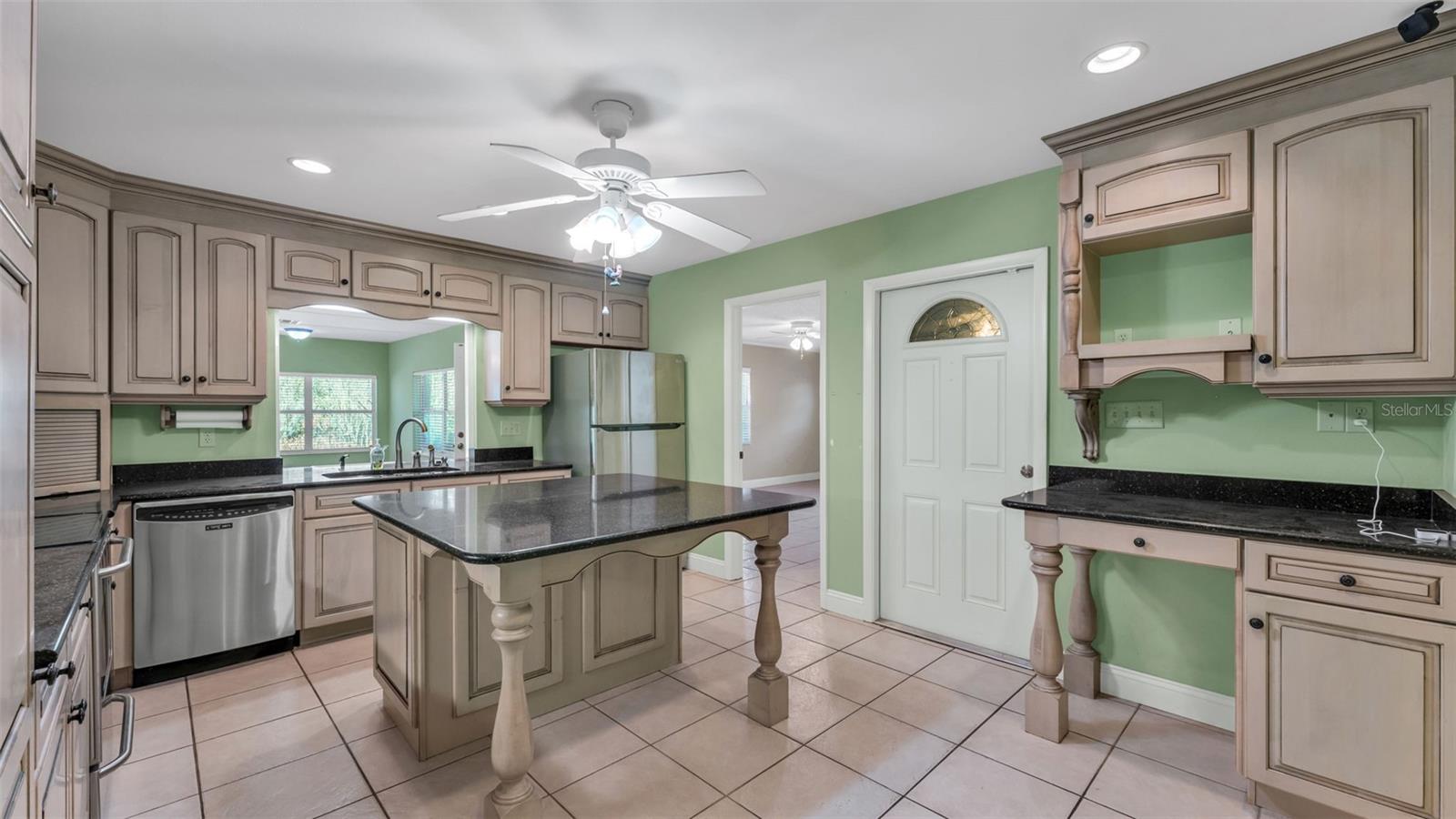 Image 23 of 39 For 1220 Spring Court