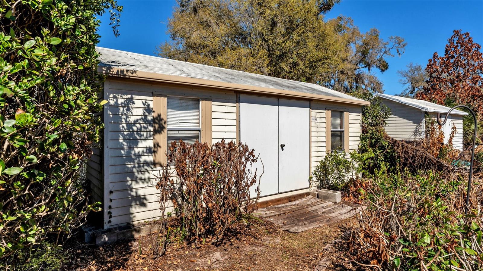 Image 38 of 39 For 1220 Spring Court