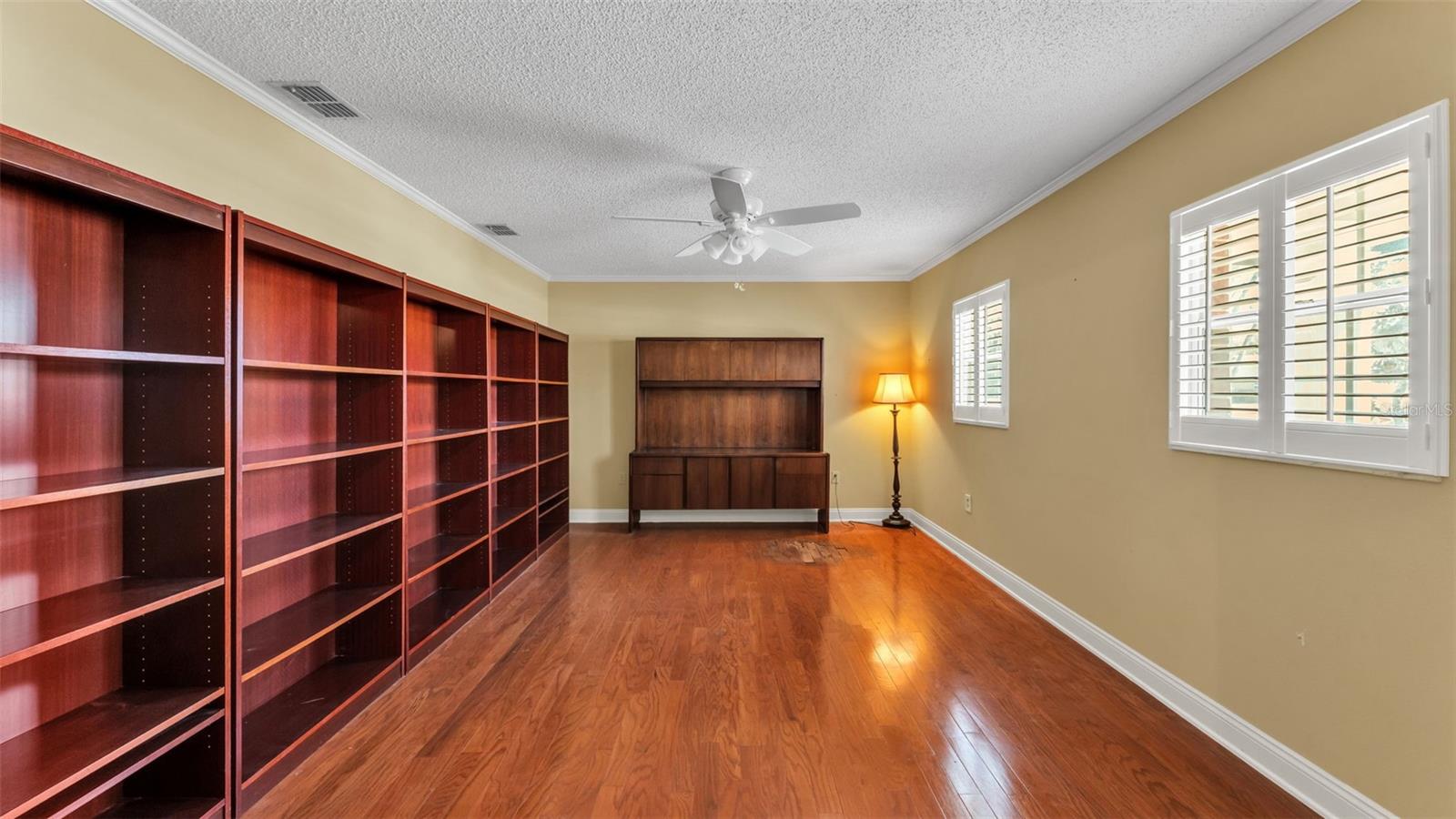 Image 9 of 39 For 1220 Spring Court