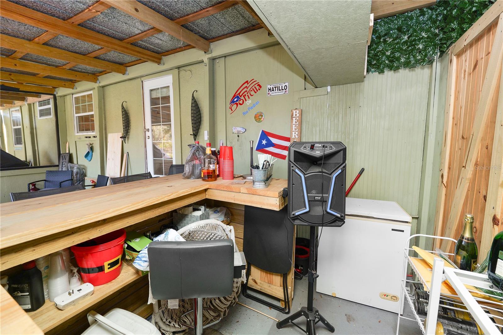 Image 34 of 50 For 18 Crescent Ridge Road