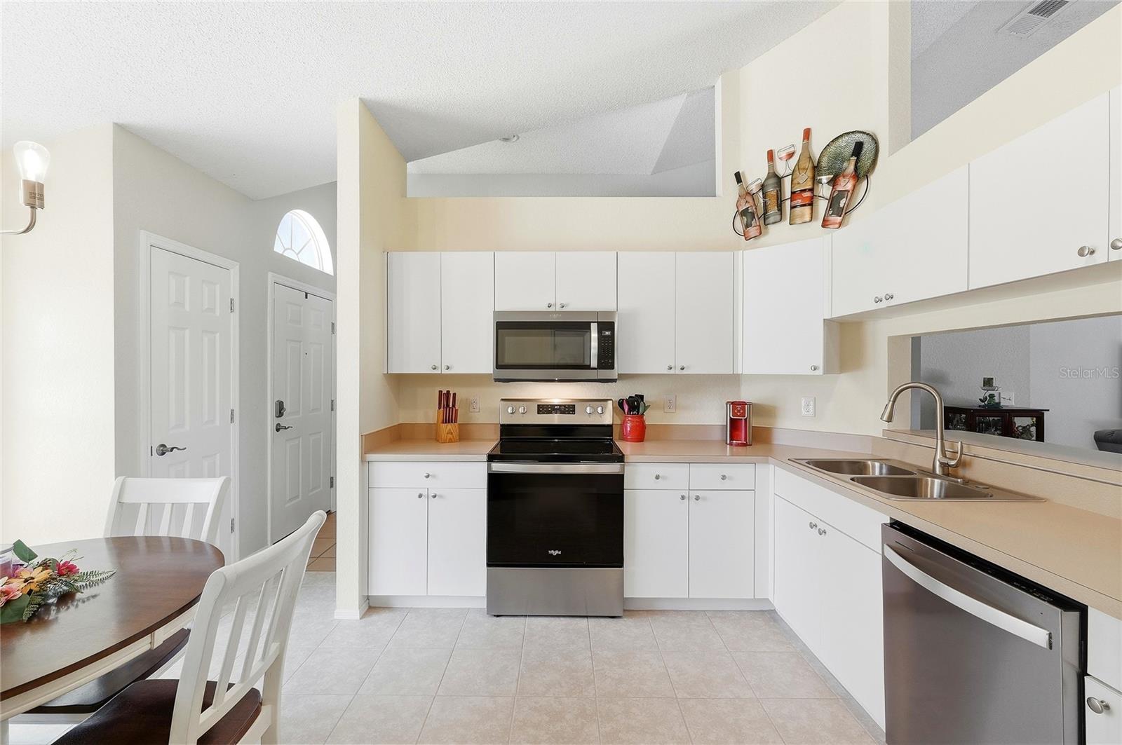 Image 14 of 40 For 356 Sterling Drive