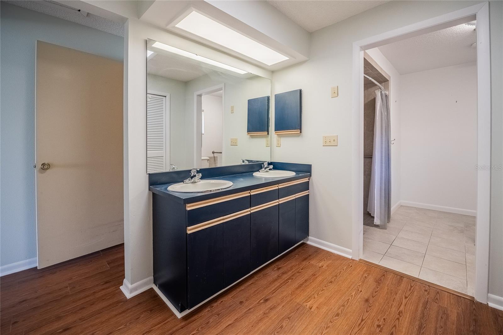 Image 21 of 53 For 1101 Rolling Woods Lane