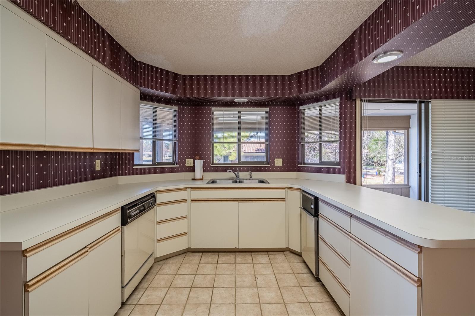 Image 5 of 53 For 1101 Rolling Woods Lane