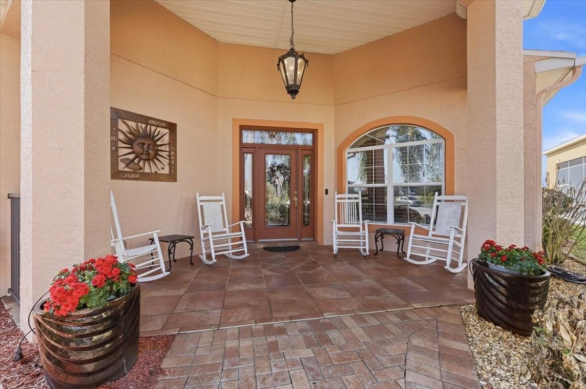 Image 11 of 48 For 548 Meandering Way