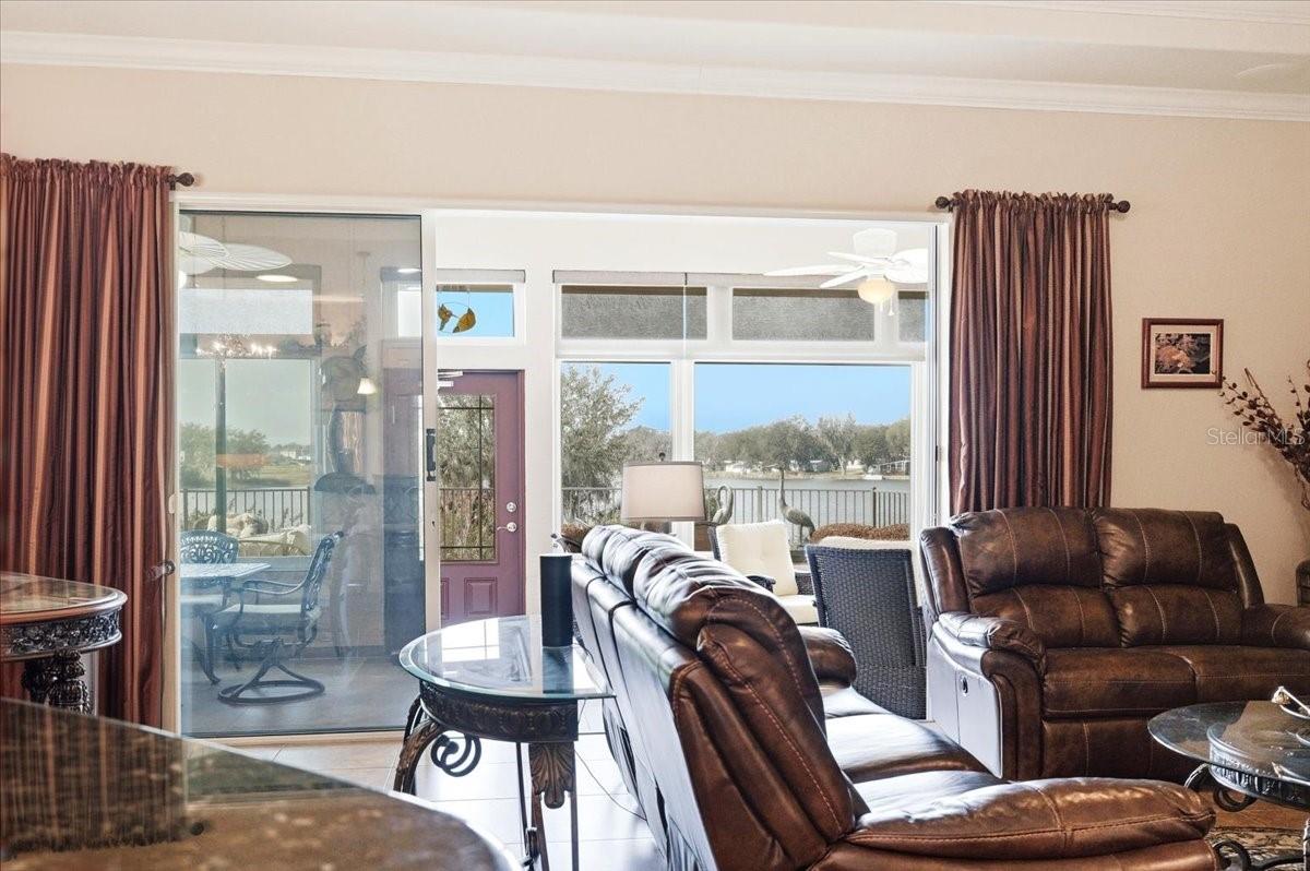 Image 16 of 48 For 548 Meandering Way