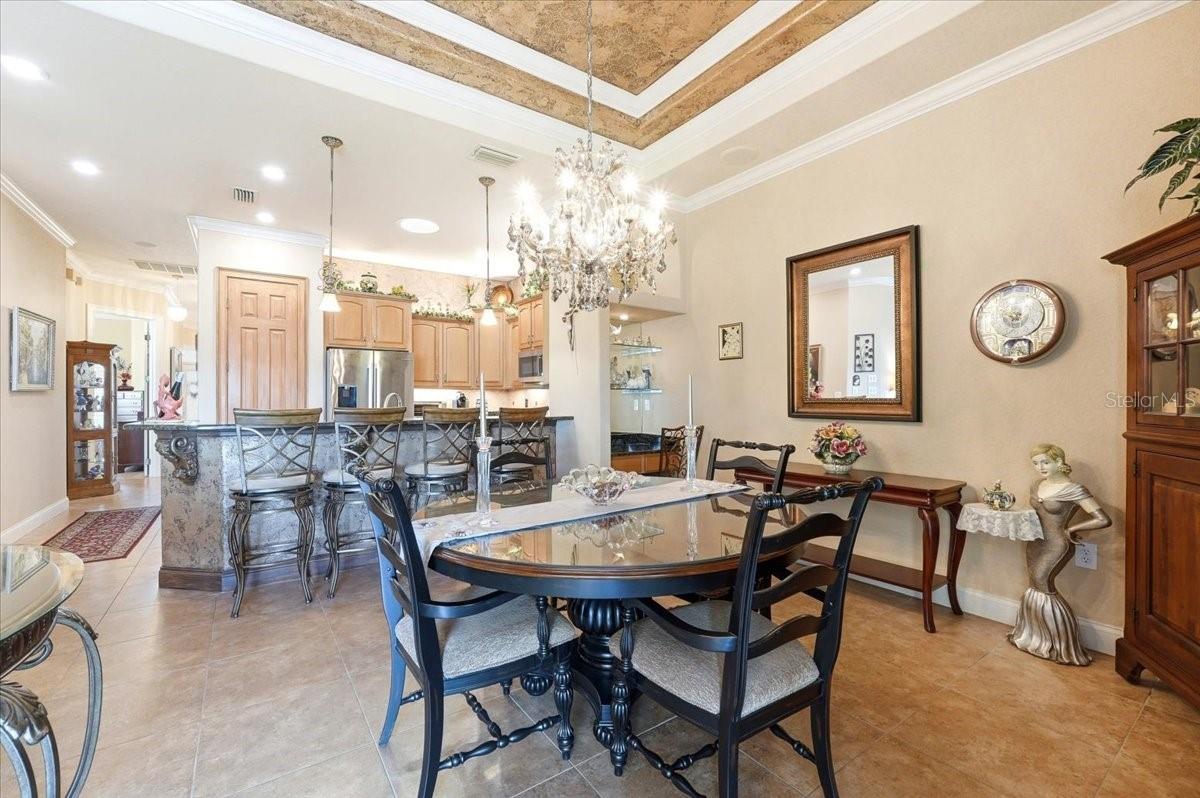 Image 22 of 48 For 548 Meandering Way