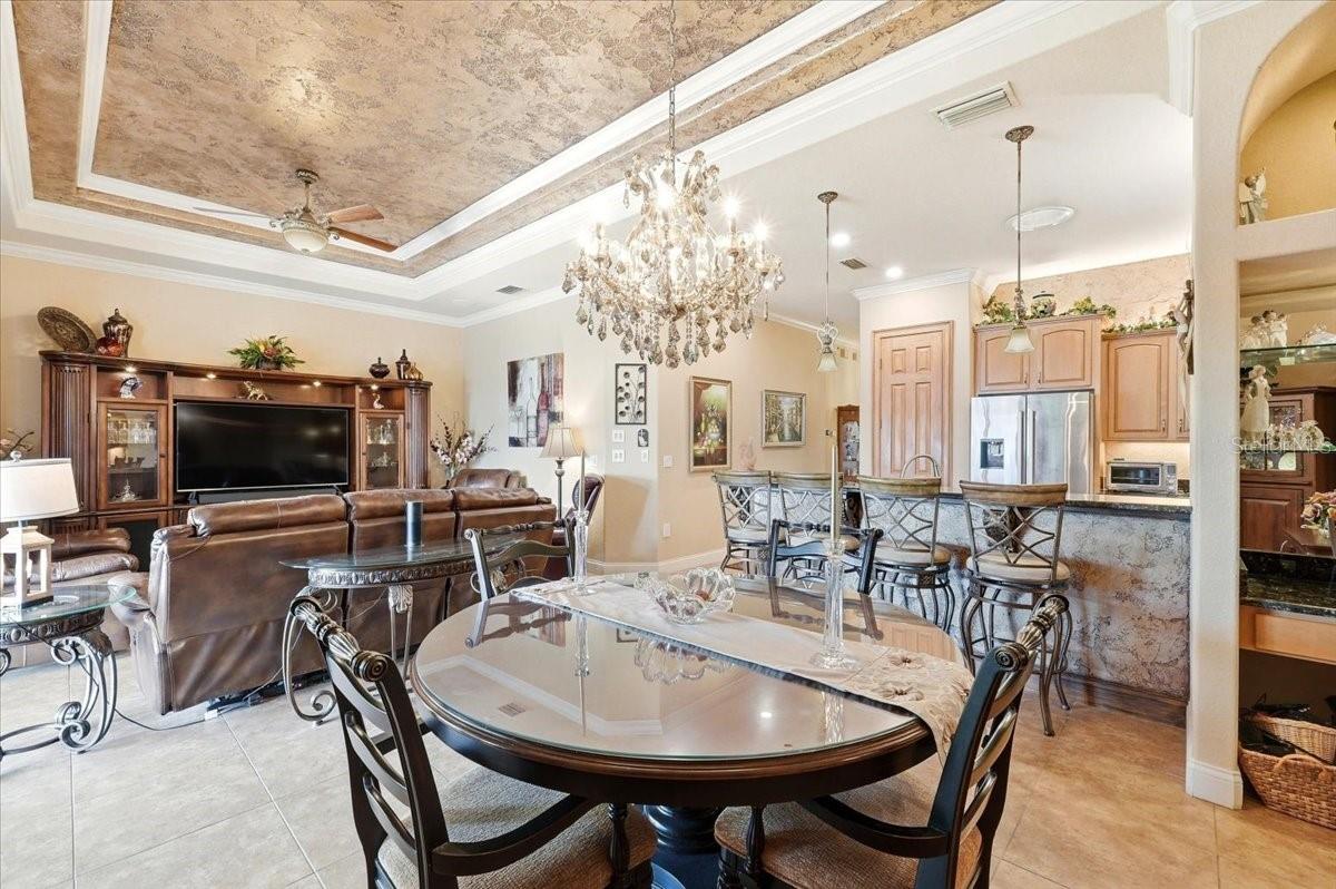 Image 23 of 48 For 548 Meandering Way