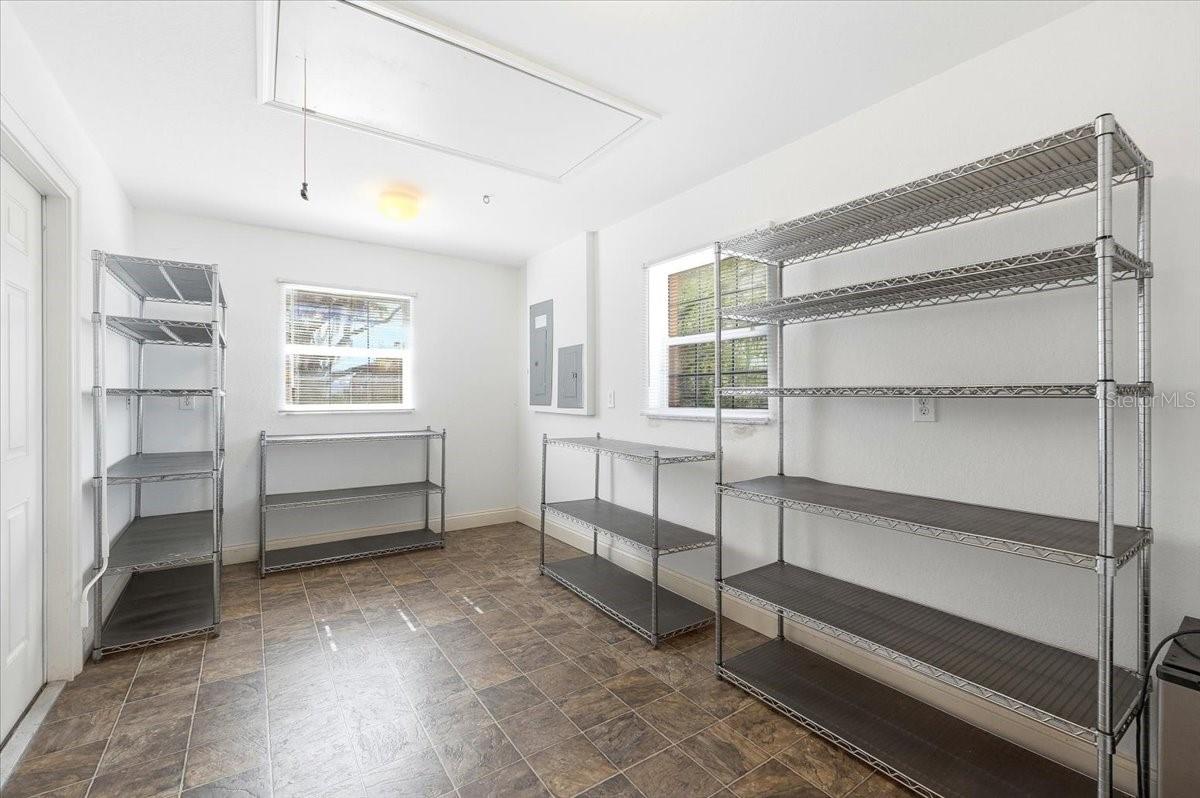 Image 39 of 48 For 548 Meandering Way