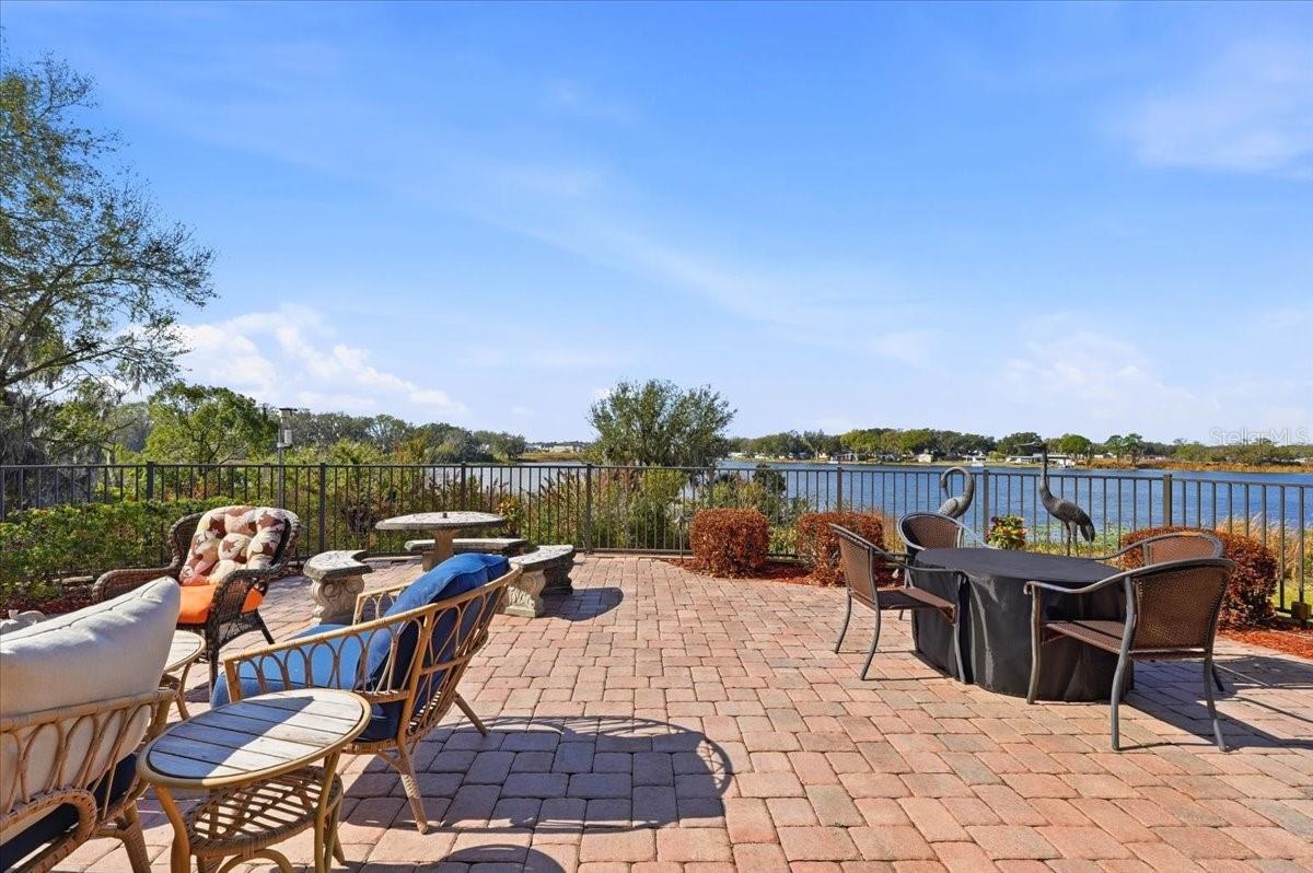 Image 44 of 48 For 548 Meandering Way