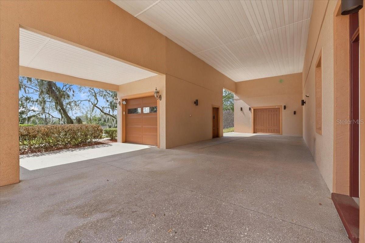 Image 5 of 48 For 548 Meandering Way