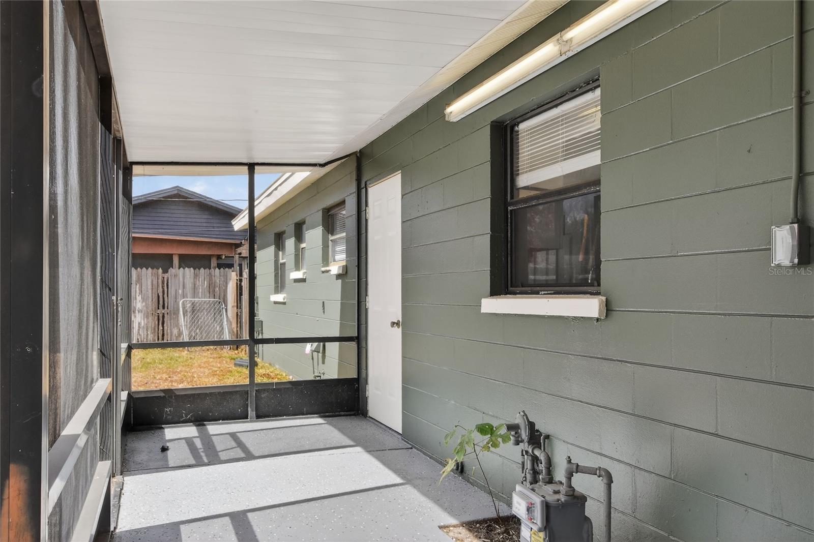 Image 22 of 44 For 435 Lucille Street