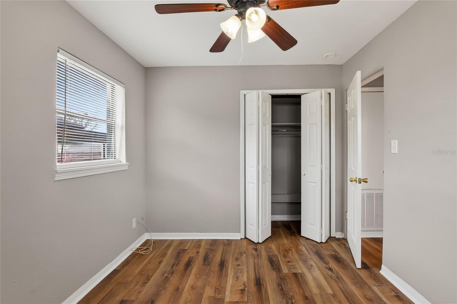 Image 25 of 44 For 435 Lucille Street