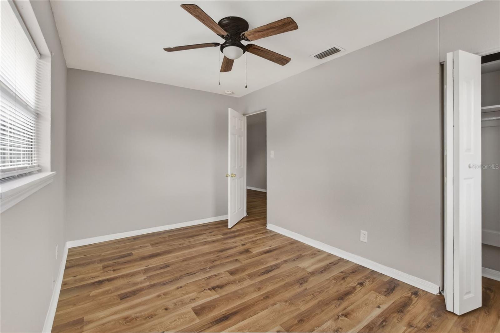 Image 28 of 44 For 435 Lucille Street