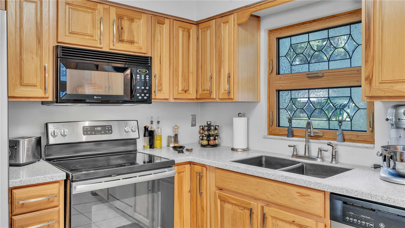 Image 13 of 44 For 2635 Willow Wood Drive