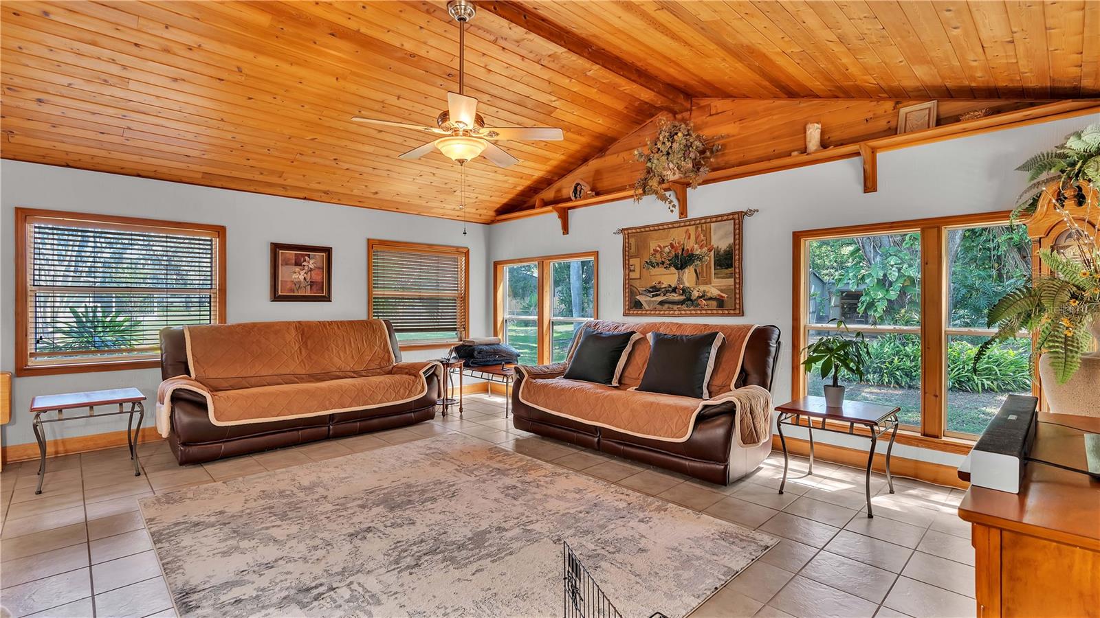 Image 17 of 44 For 2635 Willow Wood Drive