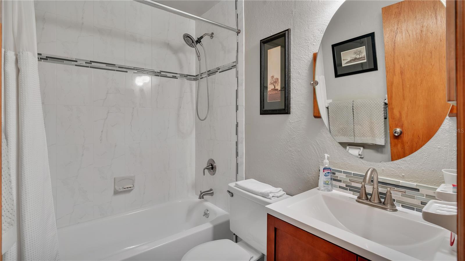 Image 26 of 44 For 2635 Willow Wood Drive