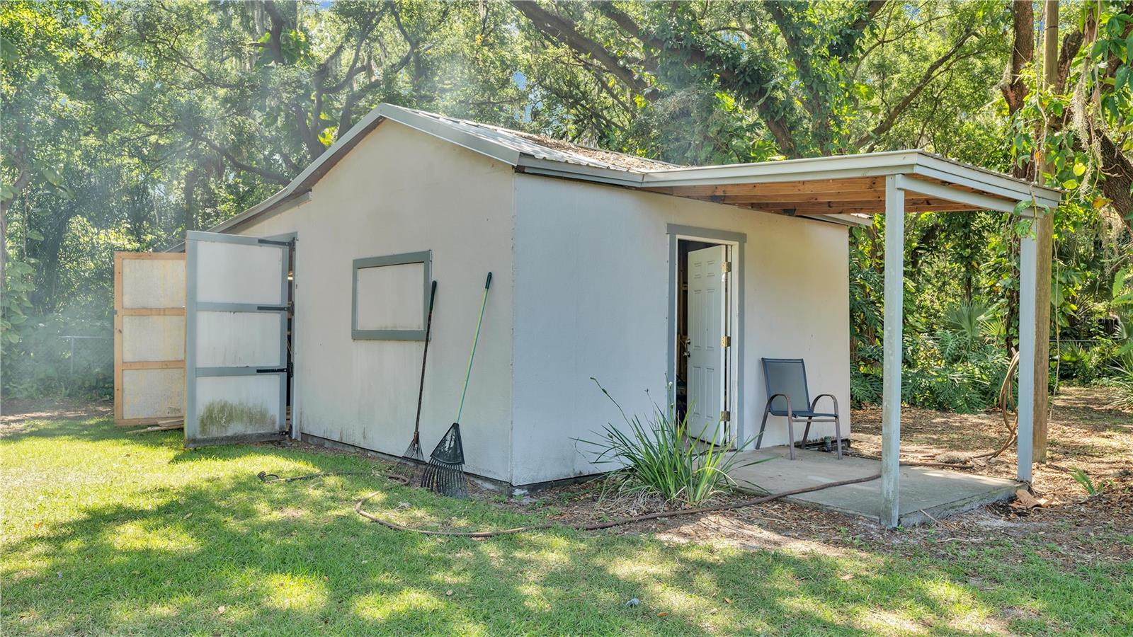 Image 33 of 44 For 2635 Willow Wood Drive