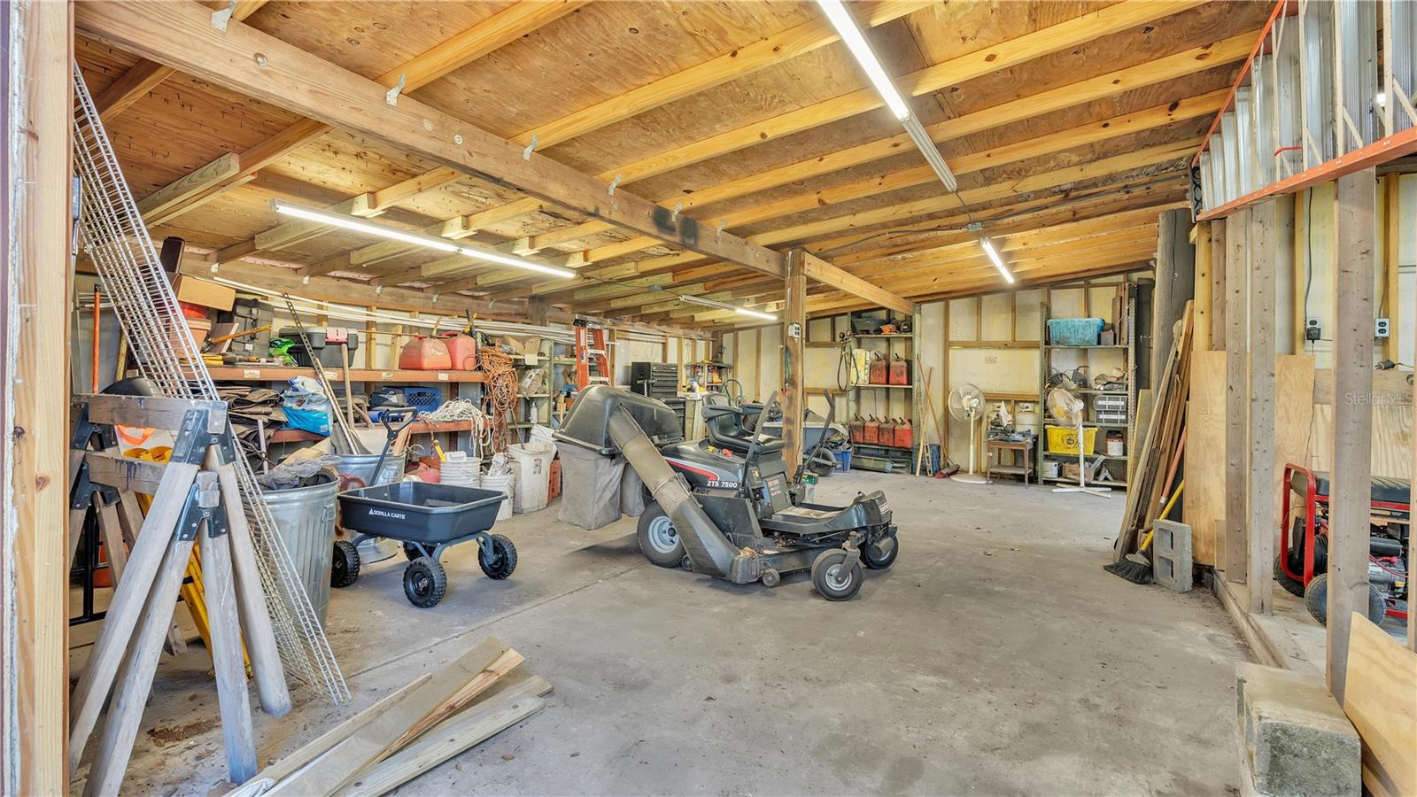 Image 36 of 44 For 2635 Willow Wood Drive