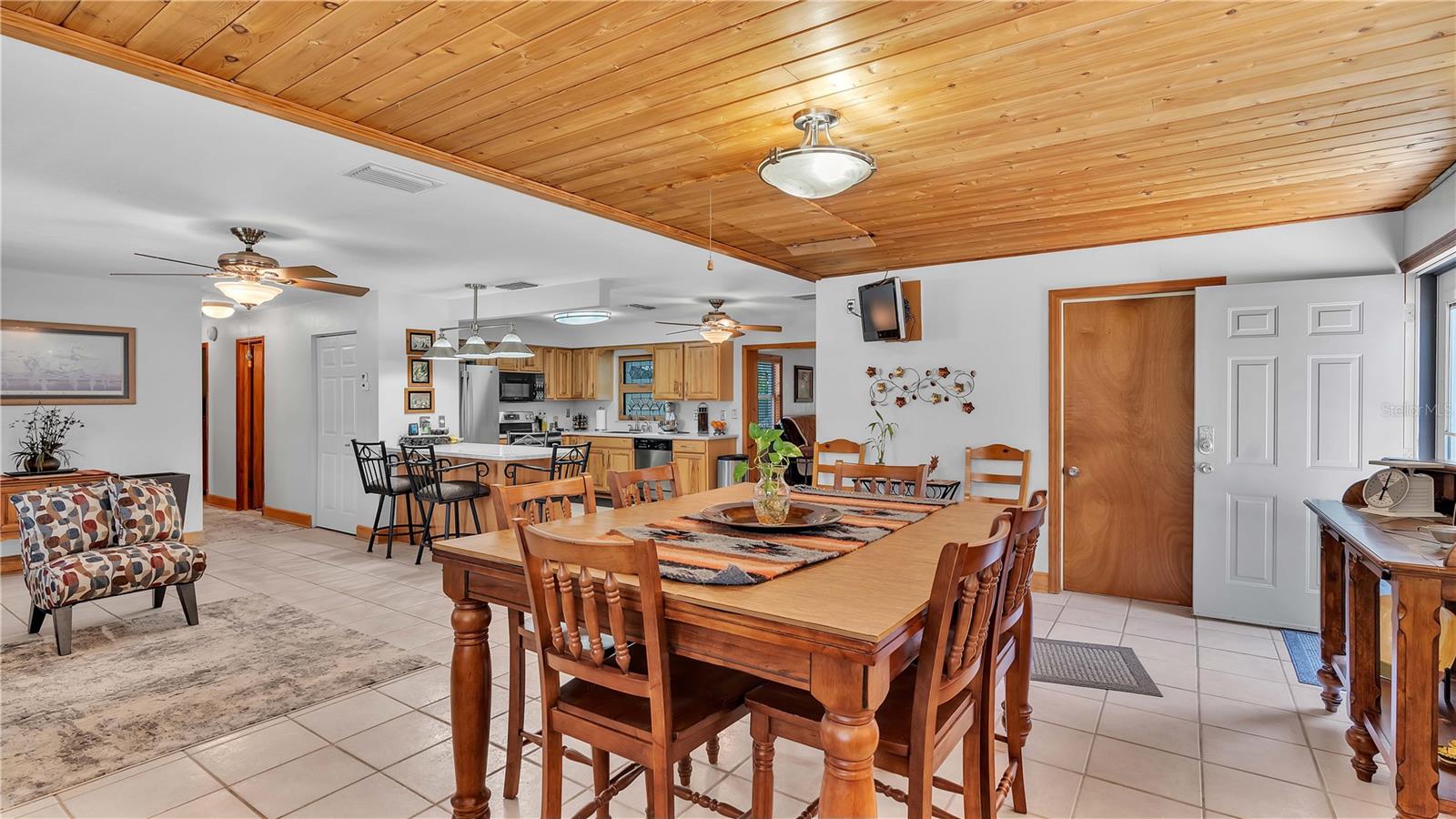 Image 8 of 44 For 2635 Willow Wood Drive