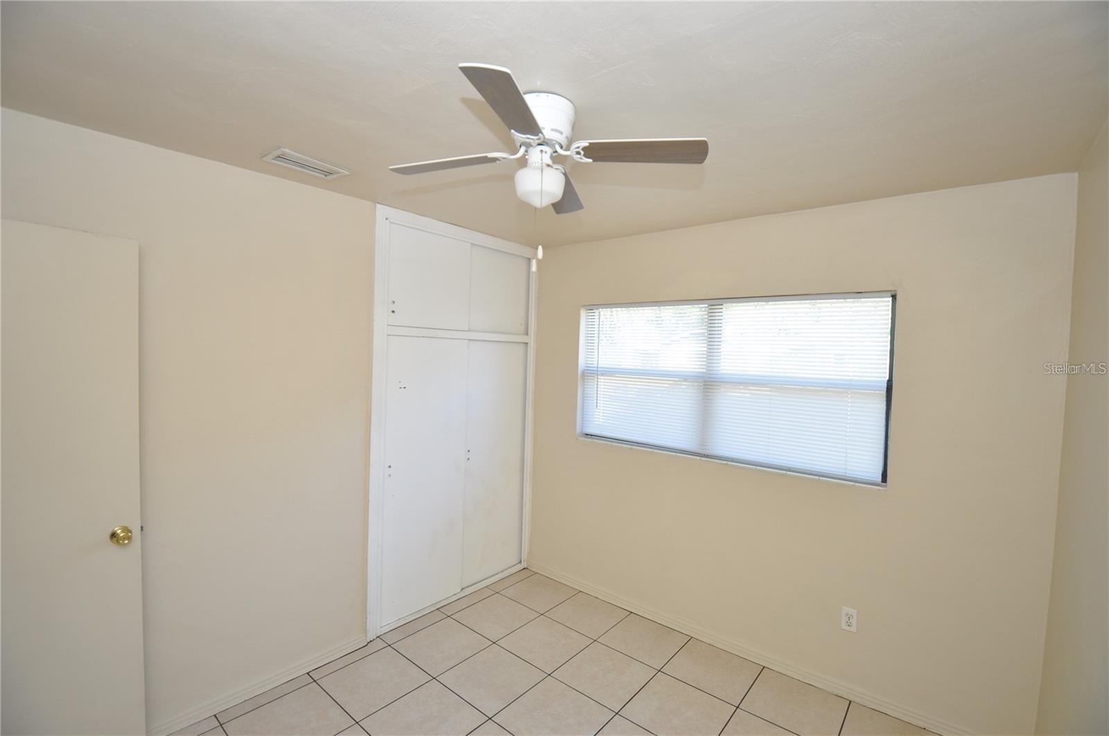 Image 7 of 13 For 820 Golden Rule Court N