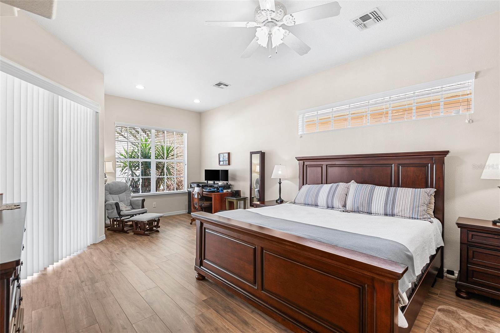 Image 19 of 42 For 5440 Bloomfield Boulevard