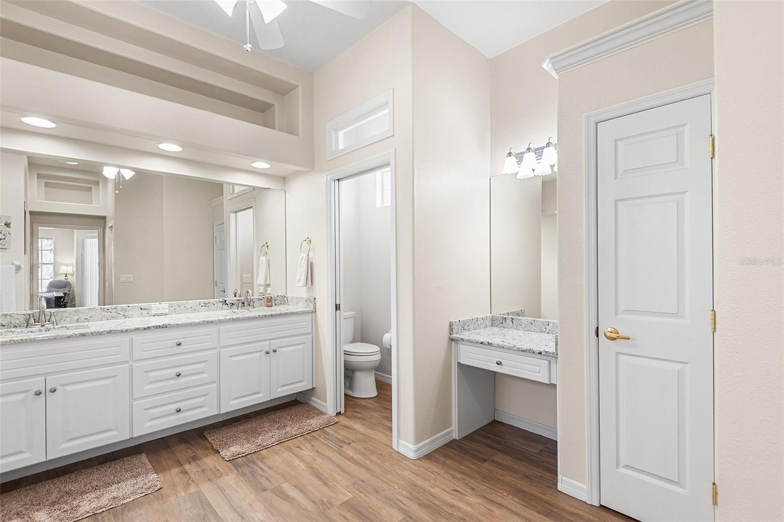 Image 23 of 42 For 5440 Bloomfield Boulevard