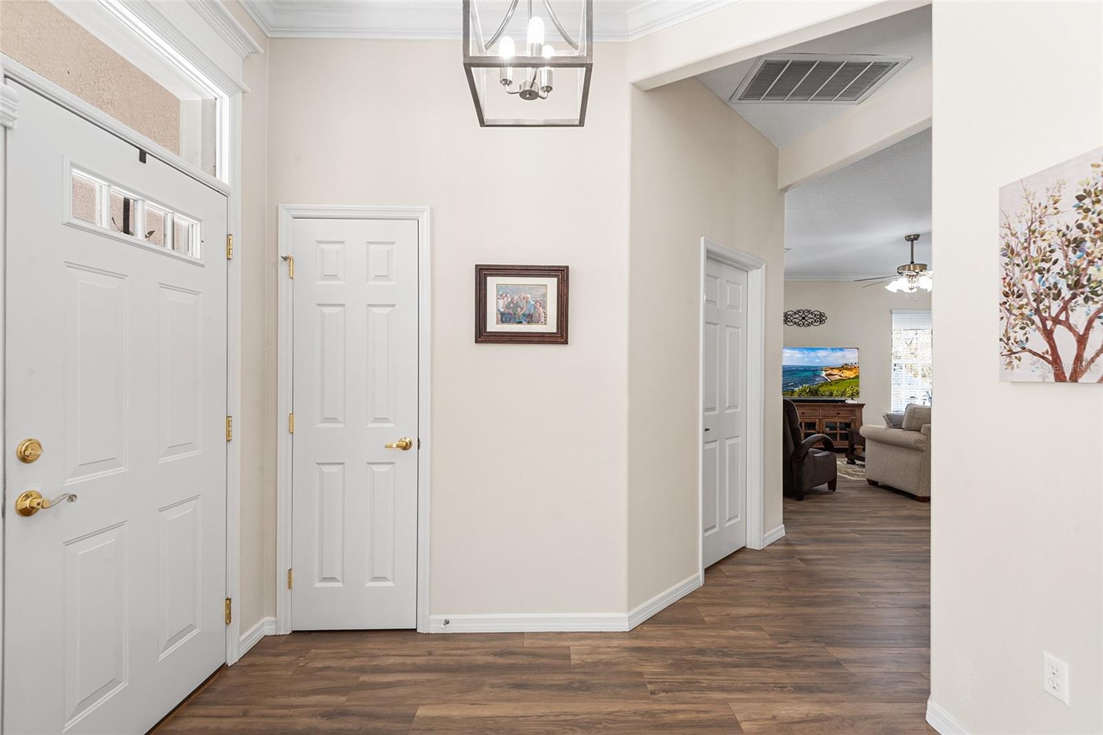 Image 4 of 42 For 5440 Bloomfield Boulevard