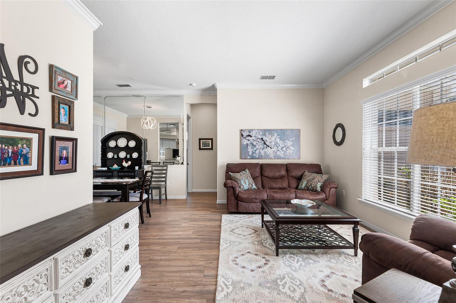 Image 5 of 42 For 5440 Bloomfield Boulevard