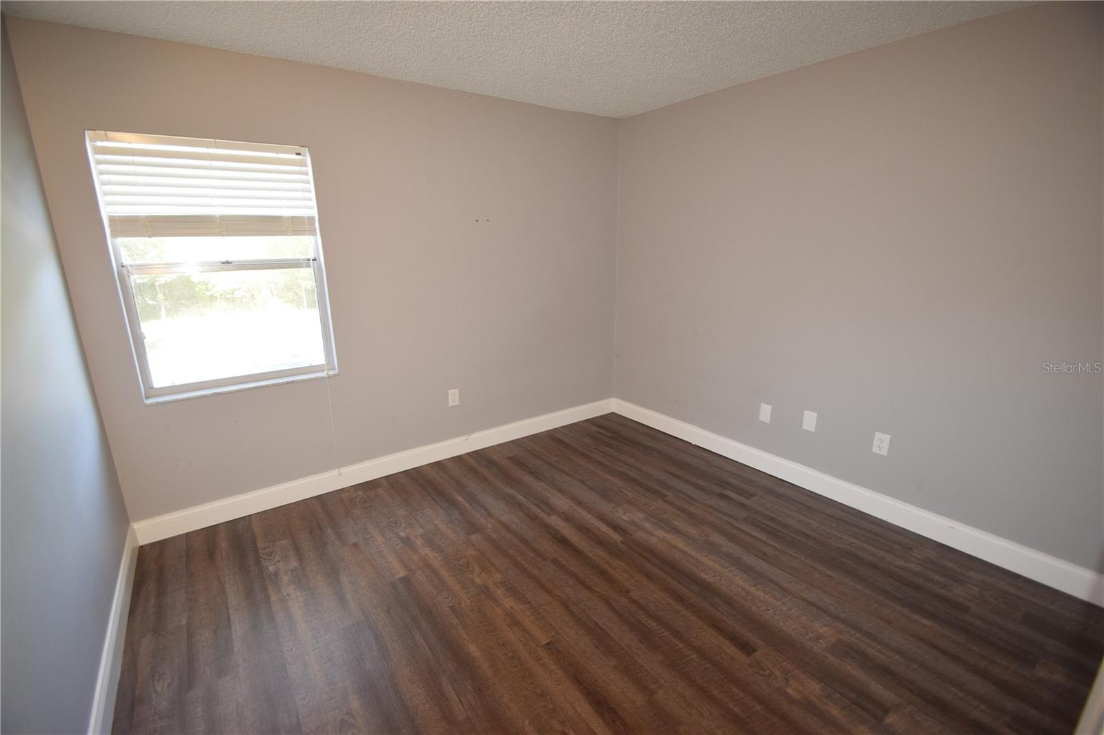 Image 22 of 24 For 1005 New York Avenue