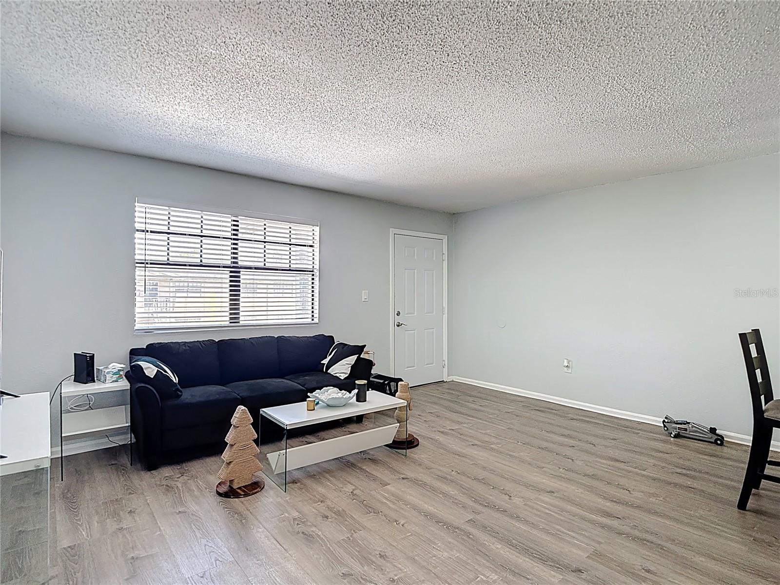 Image 4 of 16 For 201 Pine Violet Court 201