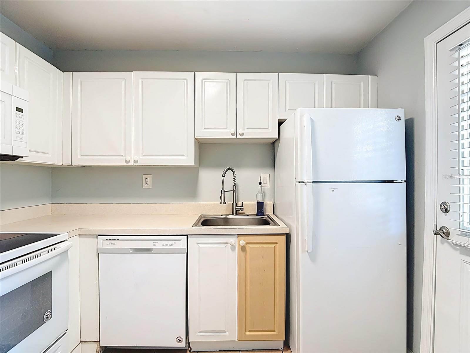 Image 7 of 16 For 201 Pine Violet Court 201