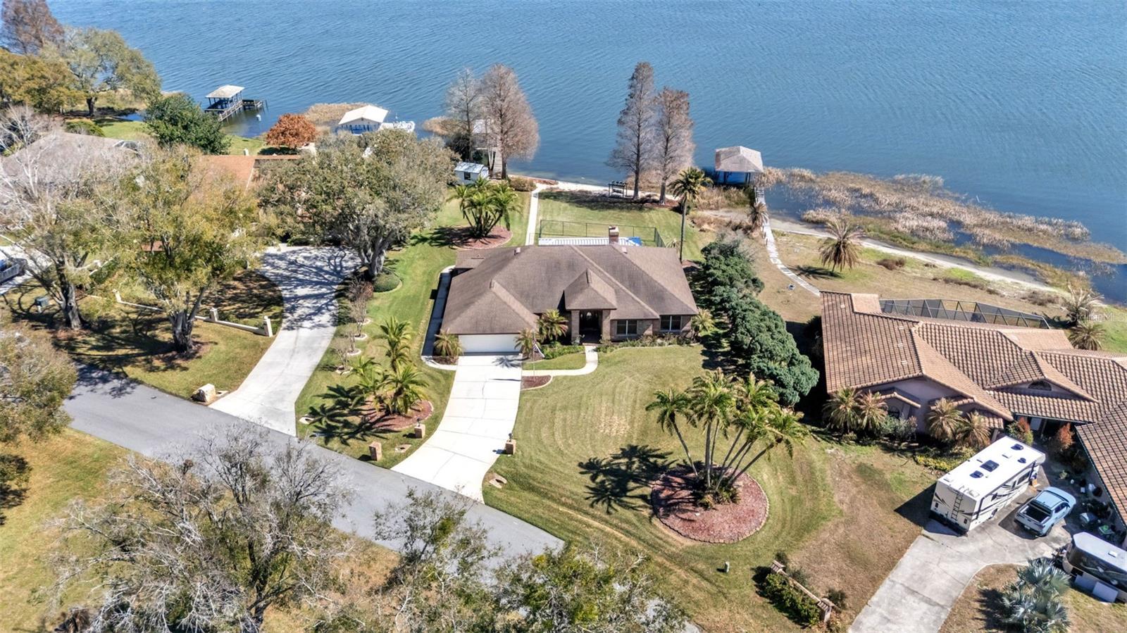 Image 2 of 72 For 122 Juliana Way