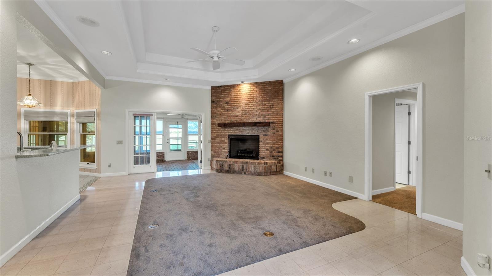 Image 20 of 72 For 122 Juliana Way